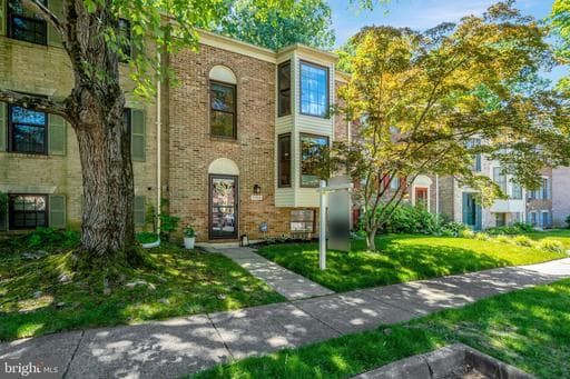 5968 CLERKENWELL COURT - Photo 1