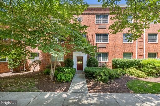 1630 W ABINGDON DRIVE 302