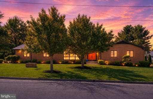 1317 CAROLINE STREET - Photo 1