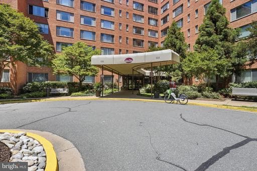 1111 Arlington Blvd, Arlington, VA 22209-3200, United States