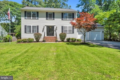 1016 DOCKSER DRIVE - Photo 1