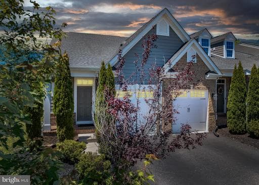 2736 VARDON LANE - Photo 1