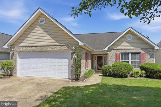 127 SPANISH OAK ROAD - Photo 1