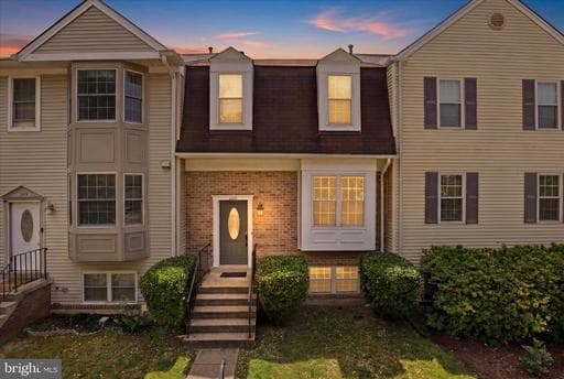 203 AUTUMN FLOWER LANE - Photo 1