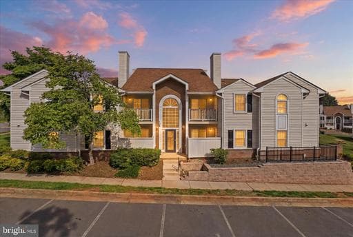 105 WESTWICK COURT 8 - Photo 1