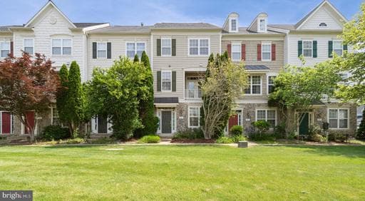 745 COLLINGTON COURT