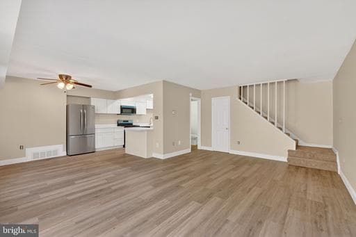 2312 EWING AVENUE 15 - Photo 1