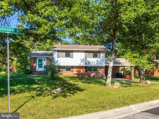 7603 WELLESLEY DRIVE - Photo 1