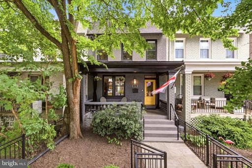 1705 BAY STREET - Photo 1