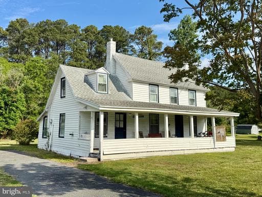 720 HILLS POINT ROAD - Photo 1
