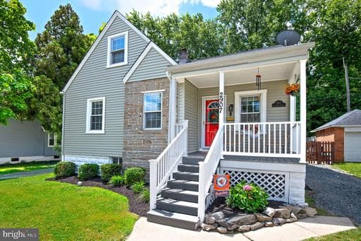 2907 INGLEWOOD AVENUE - Photo 1