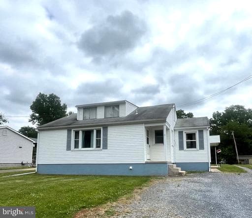 8 ELM STREET - Photo 1