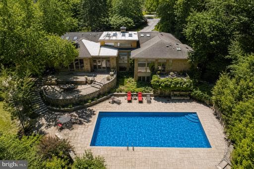 10801 BALANTRE LANE - Photo 1
