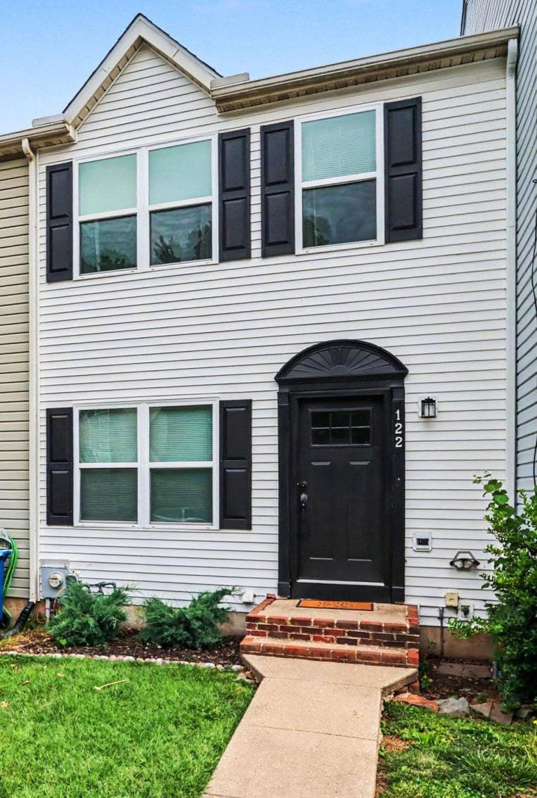 122 Cherry Tree Ln, Elkton, MD 21921-5812, United States - Photo 1