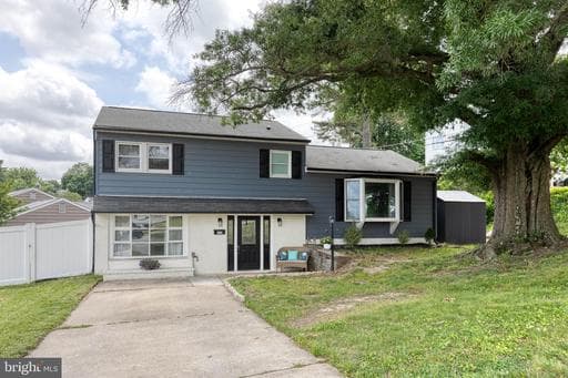 5820 HERON DRIVE - Photo 1