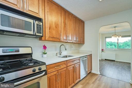 1225 MARTHA CUSTIS DRIVE 810