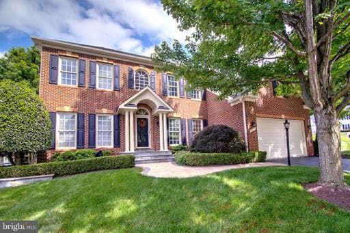 47276 Ox Bow Cir, Sterling, VA 20165-3141, United States - Photo 1