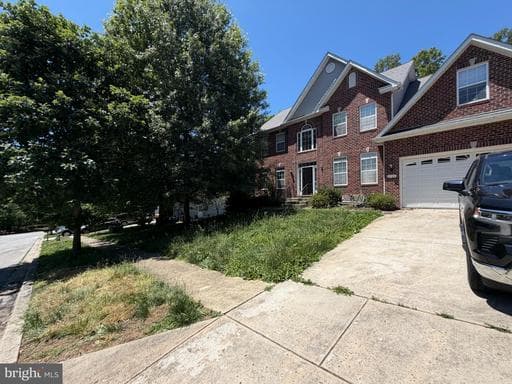 4706 WOODELVES WAY - Photo 1