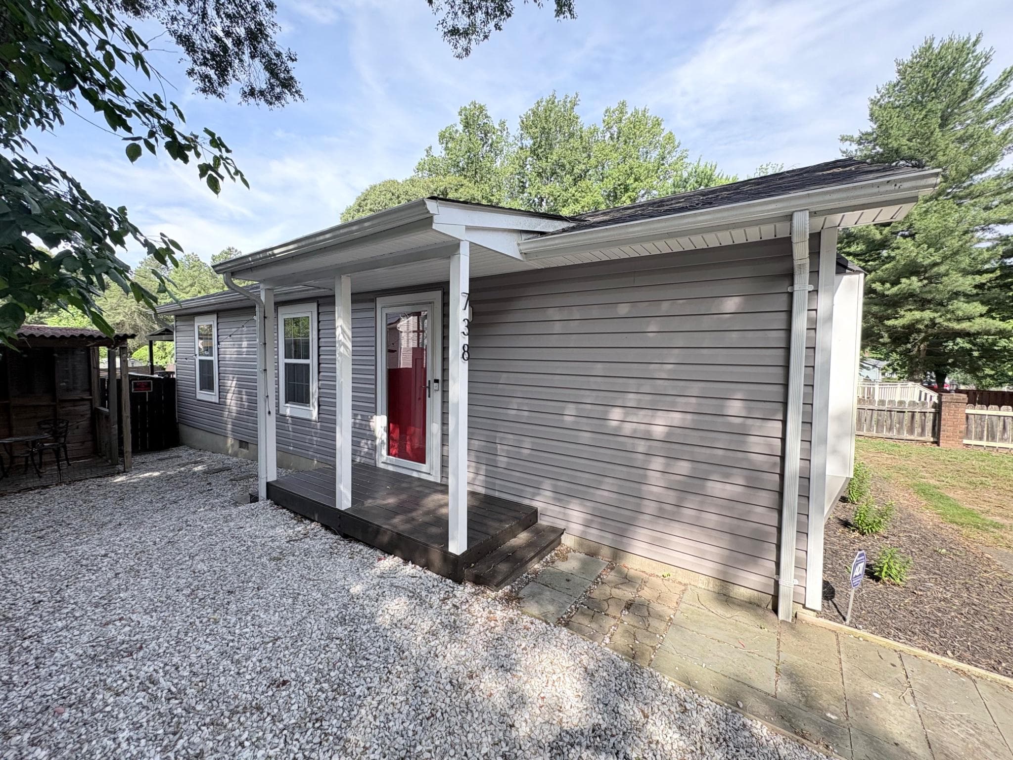 738 White Sands Dr, Lusby, MD 20657-2012, United States - Photo 1