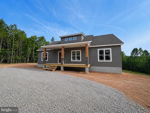 716 COLUMBIA RD. - Photo 1
