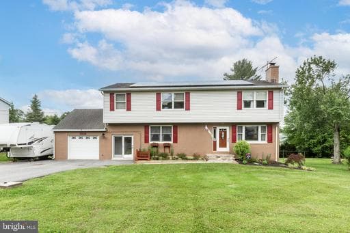 5936 MINERAL HILL ROAD - Photo 1