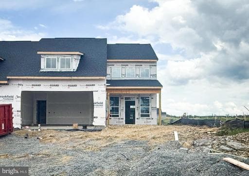 106 OLEANDER COURT