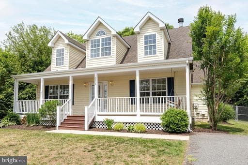 3818 MARVEL DRIVE - Photo 1