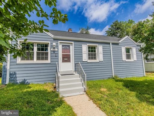 5014 N ENGLEWOOD DRIVE - Photo 1