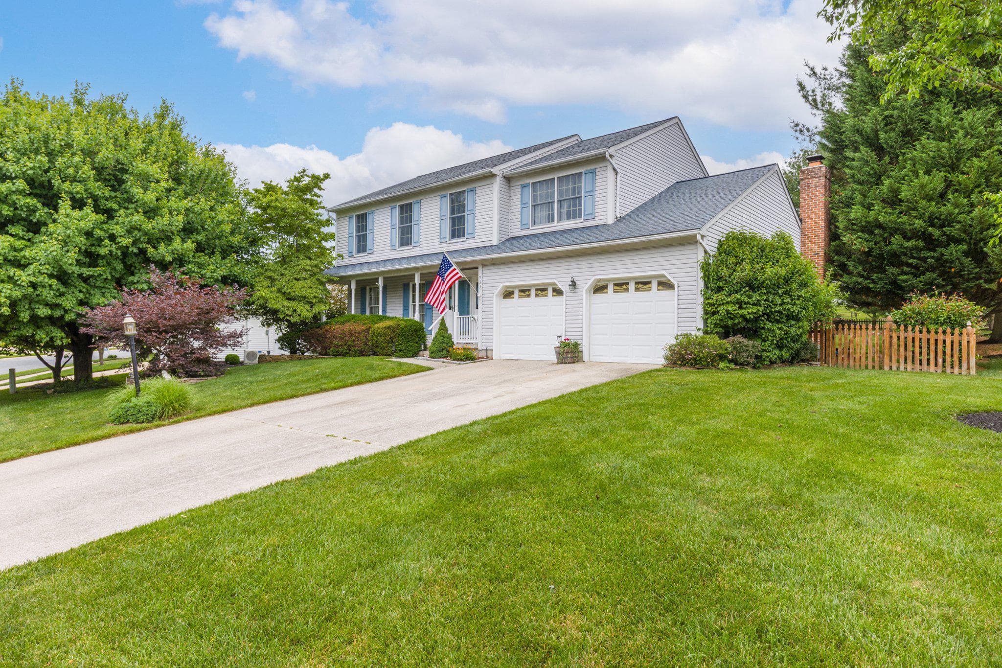 933 DELRAY DRIVE - Photo 1