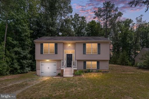 13354 JULIEN STREET - Photo 1