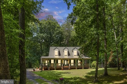 59 PINEWOOD DRIVE - Photo 1