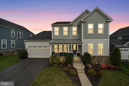 1114 LACONIAN STREET - Photo 1