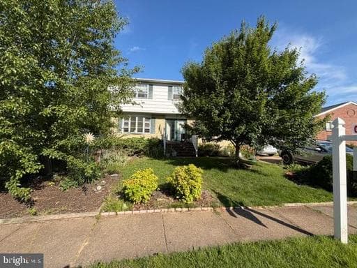 7952 CROSS CREEK DRIVE - Photo 1