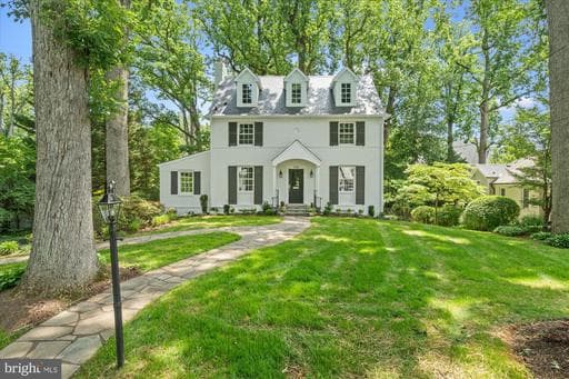 7825 Oldchester Rd, Bethesda, MD 20817-6279, United States