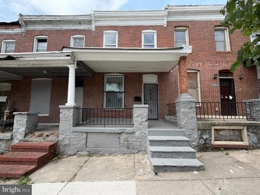 1410 N MILTON AVENUE