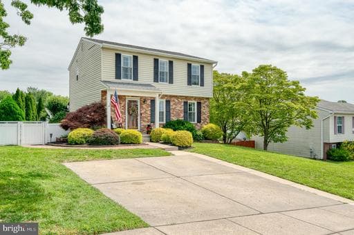 705 FOOT HILL ROAD - Photo 1