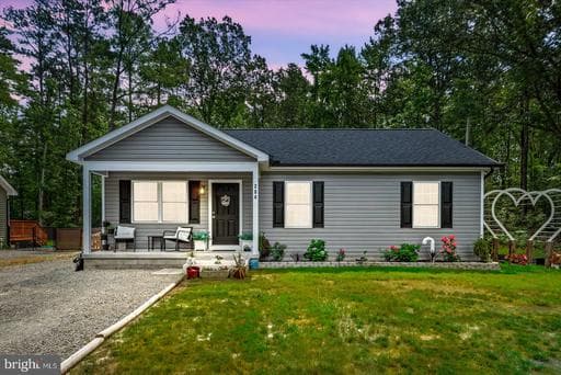 284 SHOREWOOD DRIVE - Photo 1
