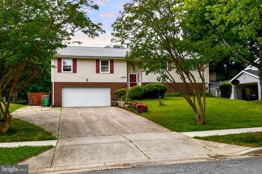 1030 KINGS TREE DRIVE - Photo 1