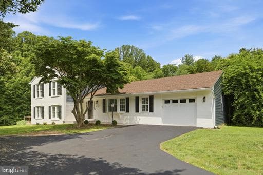 12140 FOLKSTONE DRIVE - Photo 1