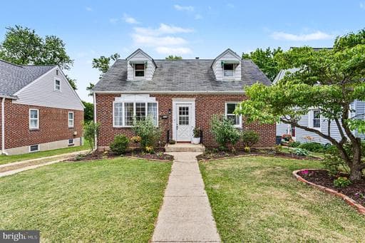 209 LINHIGH AVENUE - Photo 1