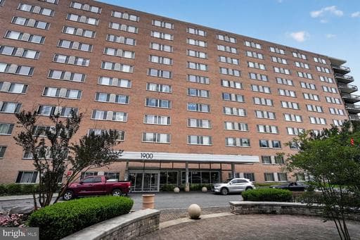 1900 LYTTONSVILLE ROAD 1217