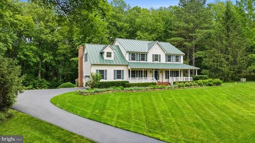 3265 LORING DRIVE - Photo 1