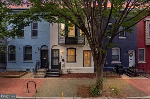 31 BATES STREET