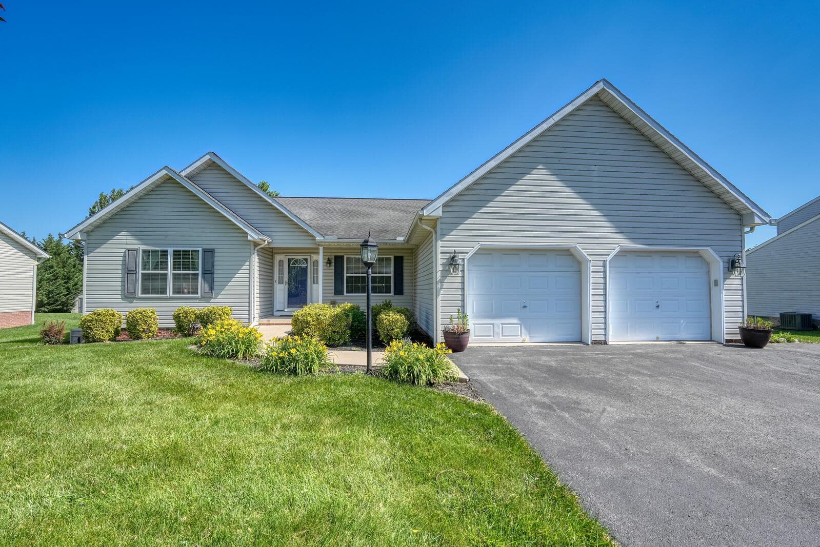 17830 Justice Ct, Hagerstown, MD 21740-2414, United States - Photo 1