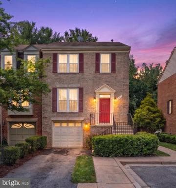 6028 LOGANWOOD DRIVE - Photo 1