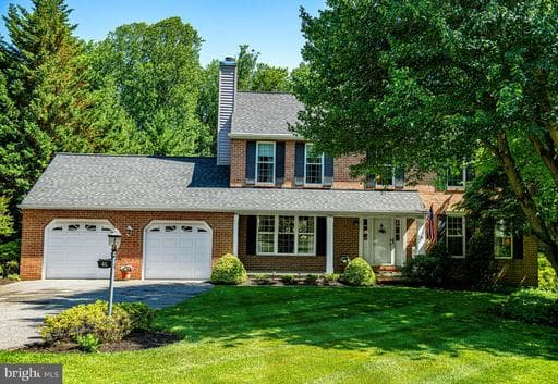 46 DULANEY HILLS COURT - Photo 1