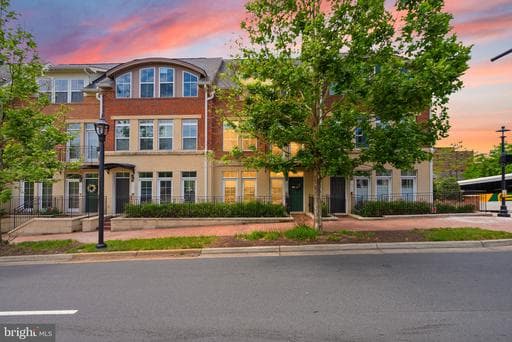 10353 MAIN STREET - Photo 1
