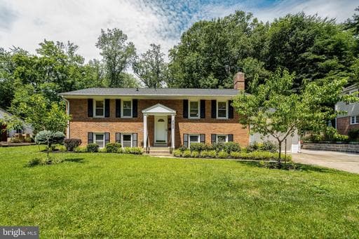 4604 Willet Dr, Annandale, VA 22003-3945, United States - Photo 1