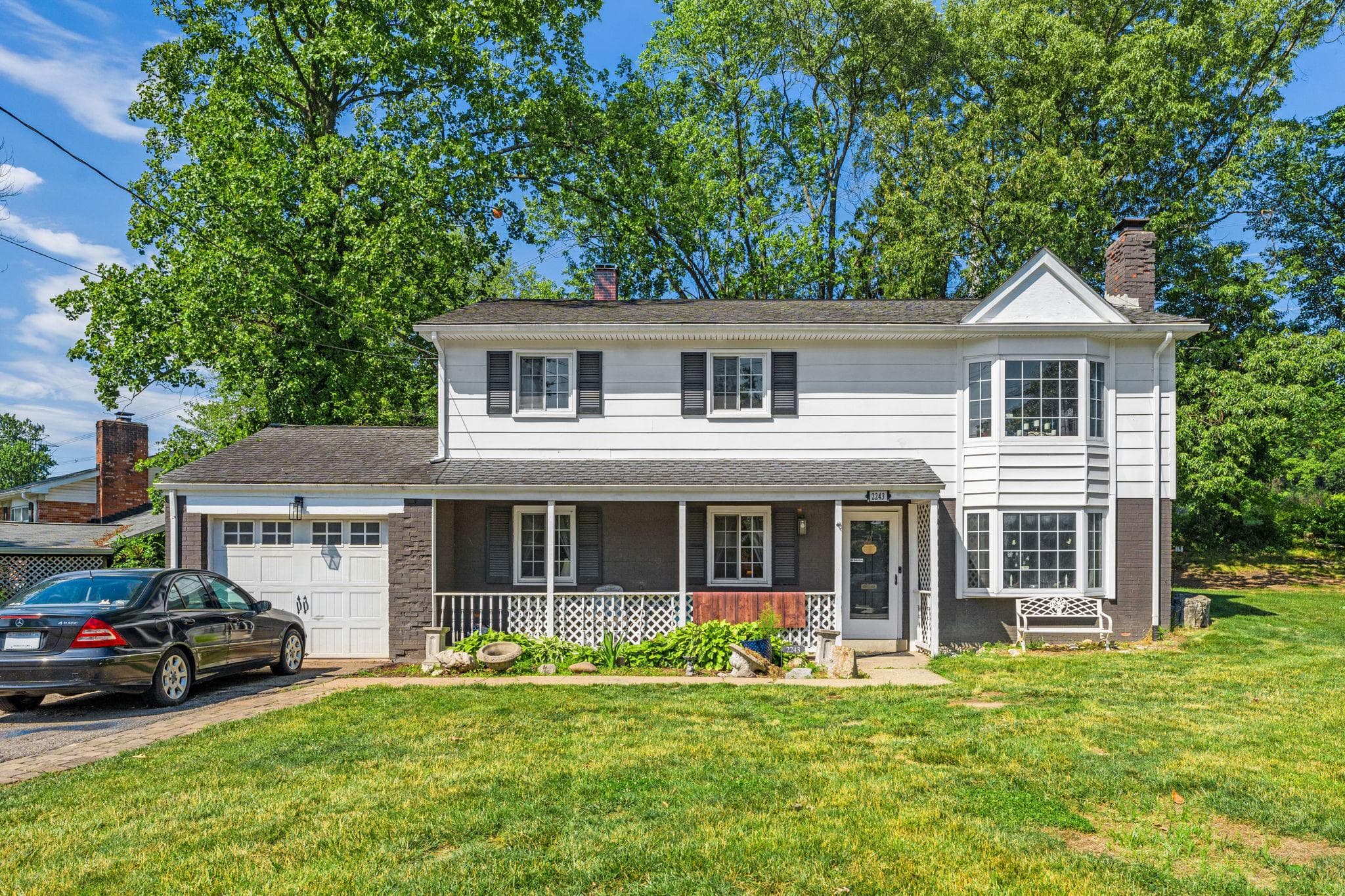 2243 W Longview Dr, Woodbridge, VA 22191-2616, United States - Photo 1