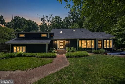 18 Woodward Ct, Reisterstown, MD 21136-1835, United States - Photo 1
